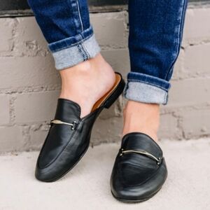 NIB The Mint Julep Boutique Be Your Own Boss Black Mules Sz 6.5 / 7